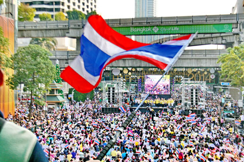 Người biểu tình chiếm cứ nhiều địa điểm tại Bangkok ngày 22.12
